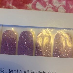 Glamsterdam Color street retired shade